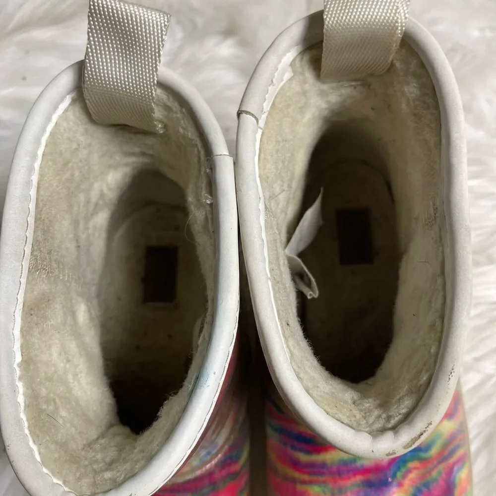 UGG Big Kids Classic Clear Mini Pixelate Boot Multi marble Color Boot girl SZ4.5
